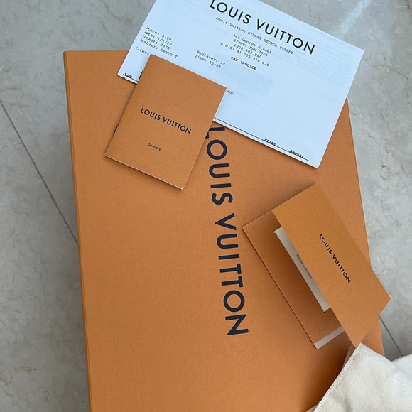 Louis Vuitton π«π· Bag π - Picture 13 of 17